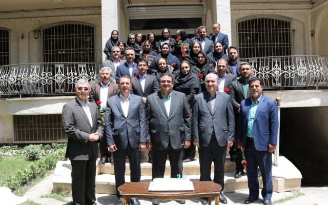 نشست صمیمی خوش کیش با پرسنل بیمه اتکایی امین