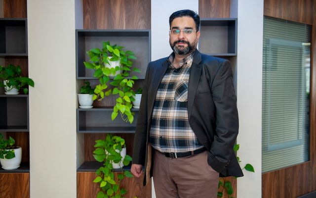 مدیرعامل تجارت هوشمند سیمرغ از محصولات آی‌تی محور شرکت می‌گوید / تلاقی بیمه و پرداخت در «سی»