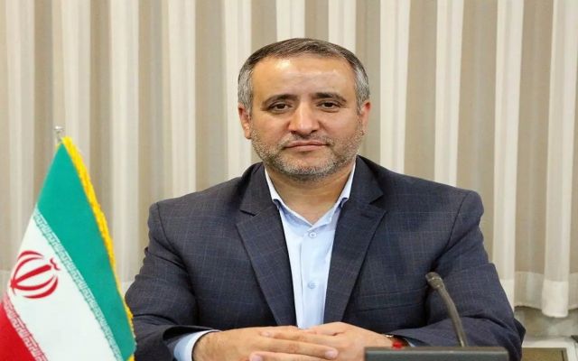 ۲۵ پزشک متخصص برای ارائه خدمات در سمنان قرارداد امضا کردند