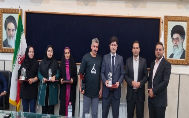 تجلیل از نمایندگان برتر بیمه های عمر و تأمین آتیه فصل زمستان شعبه یزد (اشخاص)