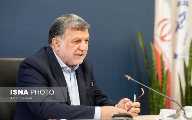 پیشنهاد منفک شدن بخش صندوق‌های بیمه‌ای از برنامه هفتم/ بیمه‌ها در لایحه‌ای جداگانه بررسی شوند