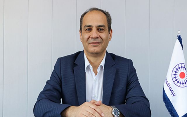 وفاداری سازمانی در گرو هویت دادن سازمان به کارکنان است