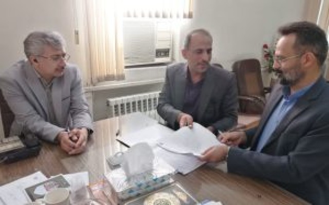 امضای قرارداد بیمه حوادث دانش‌آموزی با آموزش و پرورش استان سمنان