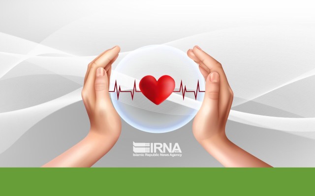 پرداخت سه هزار و ۳۰۰ میلیارد تومان به بیمه‌ها / کمبود شیرخشک نداریم