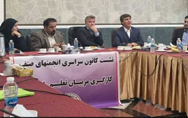 مشکل بیمه «مربیان راهنمایی و رانندگی» با حضور مسئولان بررسی شد