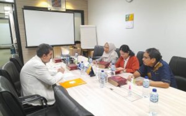 دیدار رئیس پژوهشکده بیمه با مدیران ارشد انجمن بیم‌سنجی شریعت و تکافل اندونزی