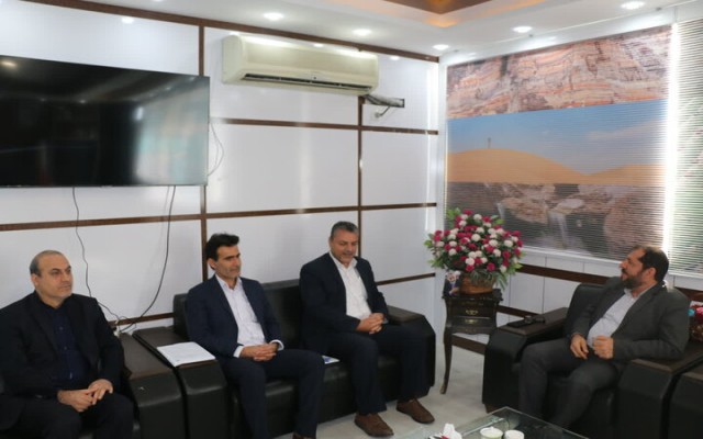 خدمات تامین اجتماعی در شهرستان دیر تقویت شود