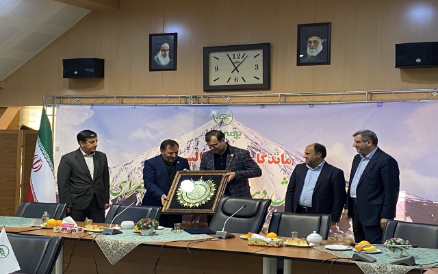 دیدار مدیرعامل و اعضای هیات مدیره با بسیجیان بیمه البرز