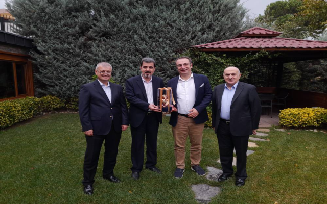 دیدار رئیس پژوهشکده بیمه با رئیس مرکز مشاوره مالی اسلامی ایسفا ترکیه