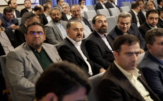 با حضور دبیر شورای عالی مناطق آزاد کشور و رئیس کل بیمه مرکزی صورت گرفت؛       آغاز عملیات اجرایی مجتمع تجاری، اداری و تفریحی بیمه ملت در کیش / عبدالملکی: کامتینا نمونه موفق برای سرمایه‌گذاری در مناطق آزاد است