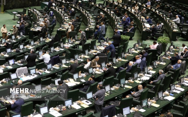 حق بیمه قهرمانان و پیشکسوتان تا زمان بازنشستگی پرداخت خواهد شد