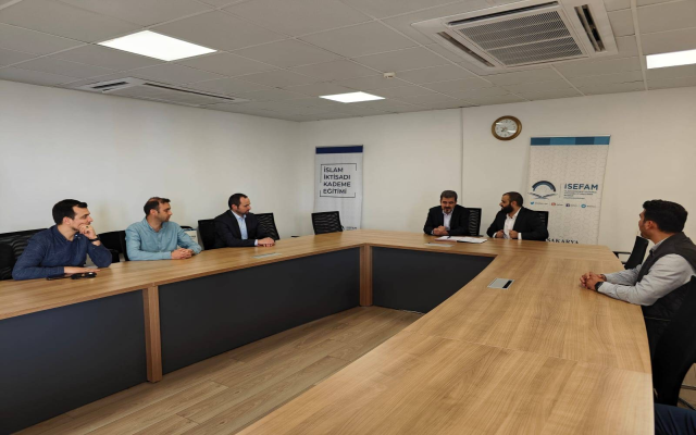 انعقاد تفاهم‌نامه همکاری میان پژوهشکده بیمه و دانشگاه بین‌المللی ساکاریای ترکیه