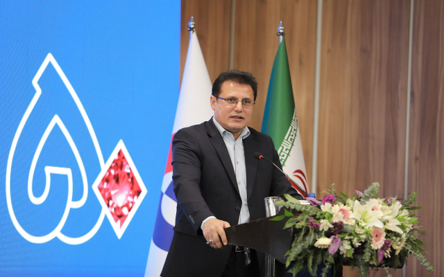 حضور مدیران ارشد صنعت بیمه، مدیران عامل اسبق و بیمه‌گذاران در مراسم گرامیداشت ۵۰ سالگی بیمه دانا