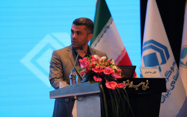 افتخارآفرینی مدیران بیمه تجارت‌نو در همایش بیمه و توسعه