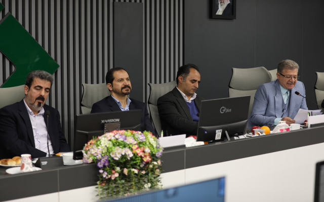 گرامیداشت هفته پژوهش و تقدیر از پژوهشگران پژوهشکده بیمه در حضور معاون وزیر علوم، تحقیقات و فناوری