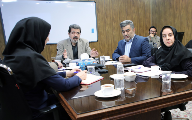 جلسه مجازی رئیس پژوهشکده بیمه با استاد تمام امور مالی در گروه اقتصاد و مالی دانشگاه نیواورلئان امریکا